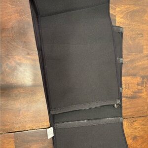 Black Zipper Waist Trainer